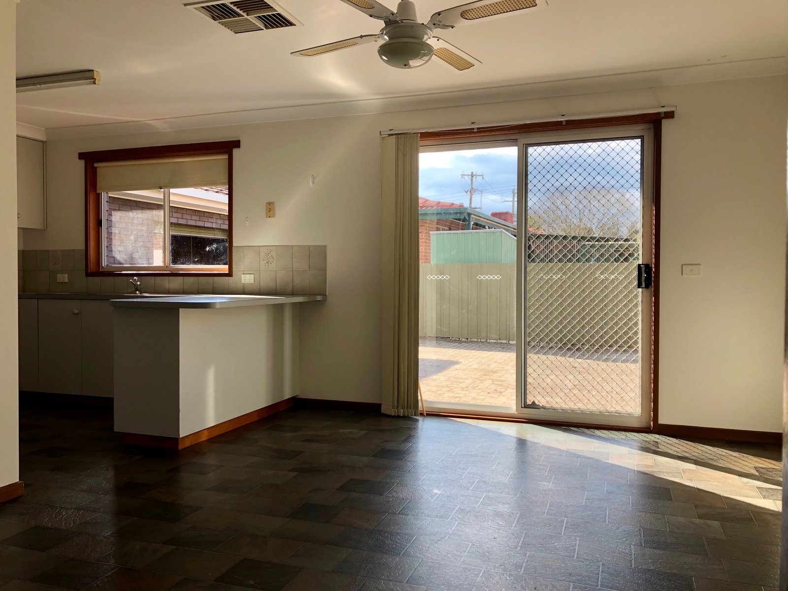 5 Saville Avenue LAVINGTON 7