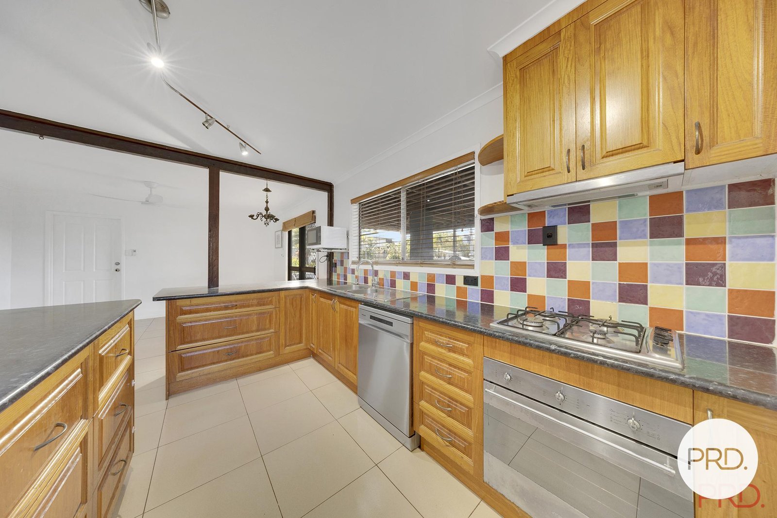 5 Sayre Crescent BOYNE ISLAND 4