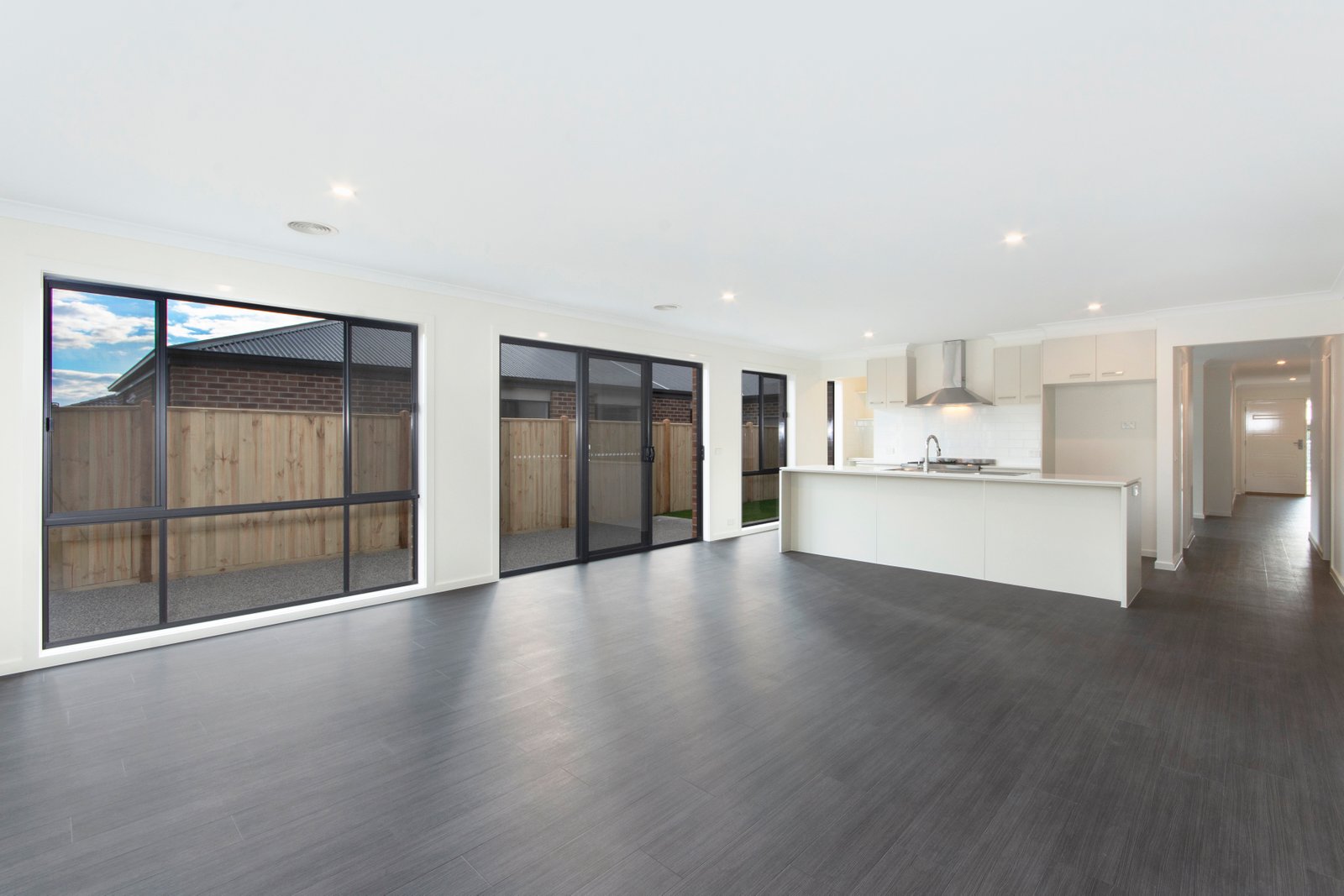 Gallery: 5 Scullin Road