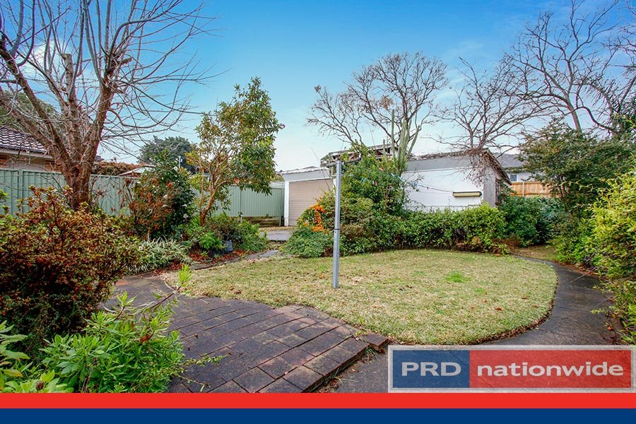 5 Seaforth Avenue OATLEY 4