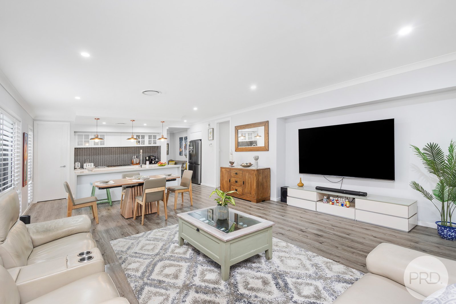 5 Seaside Boulevard FERN BAY 2