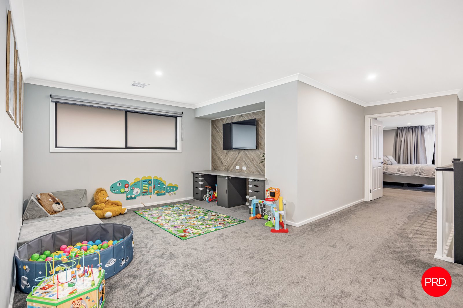 5 Serene Drive STRATHFIELDSAYE 12