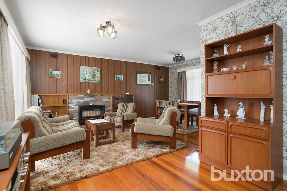 Gallery: 5 Sharan Avenue