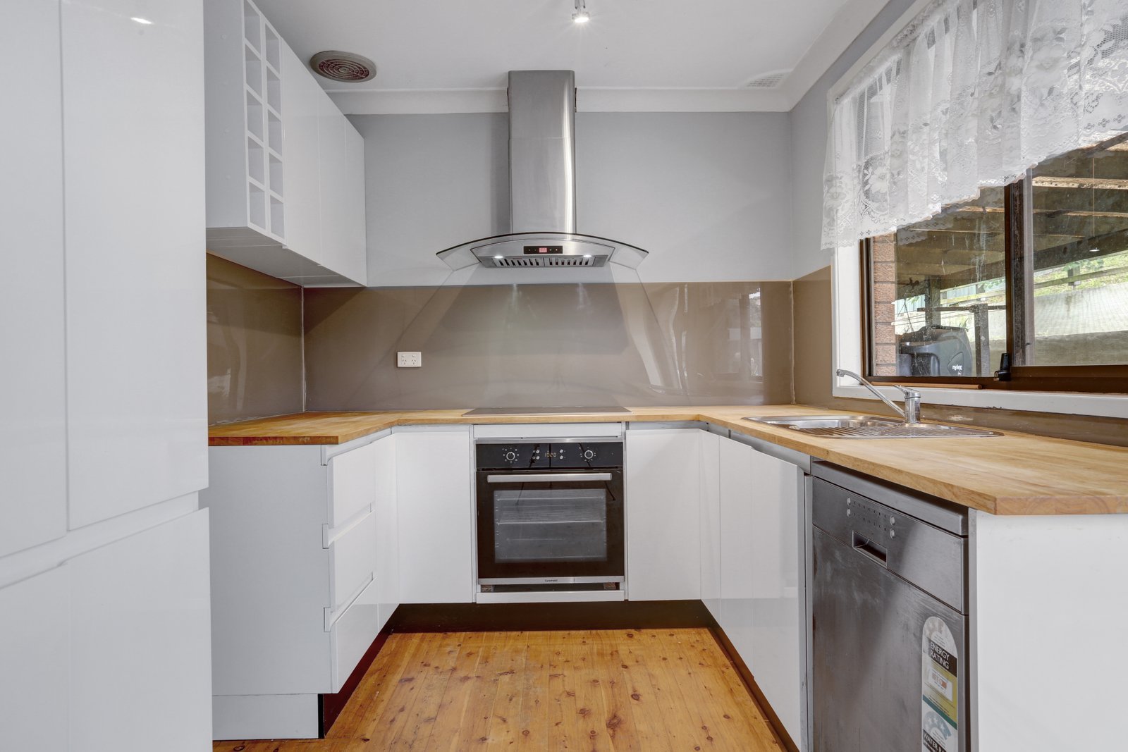 5 Shearwater Drive BERKELEY 2