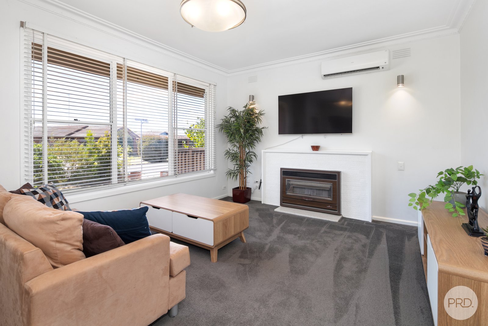 5 Sherwood Street WENDOUREE 2