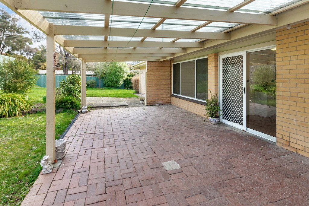 5 Shire Avenue MOUNT HELEN 12