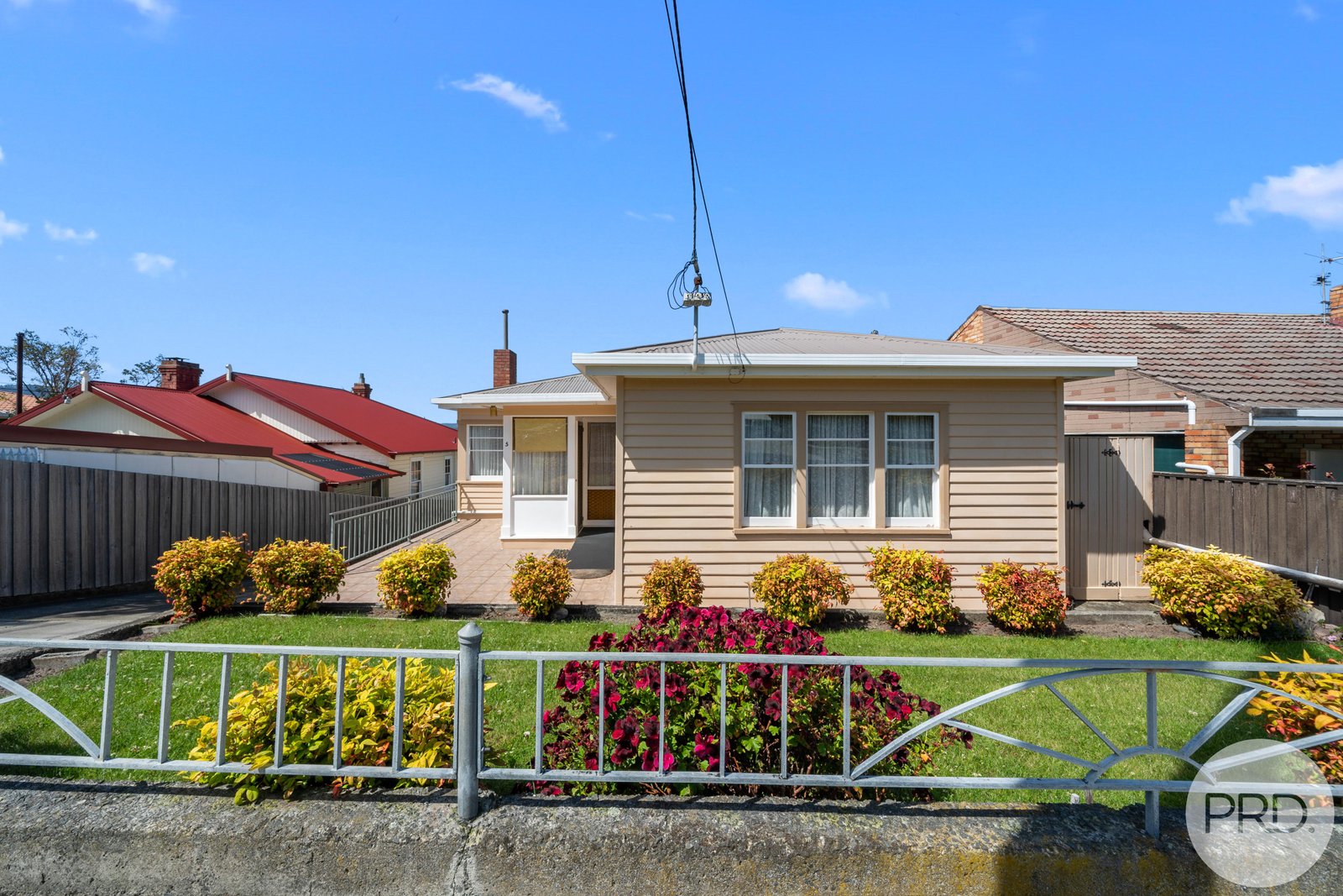 5 Sinclair Avenue MOONAH 1