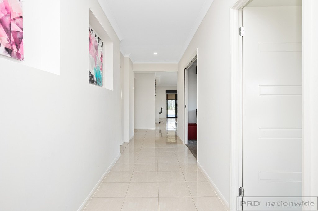5 Songlark Place ABERGLASSLYN 4