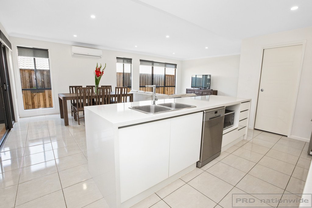 5 Songlark Place ABERGLASSLYN 11