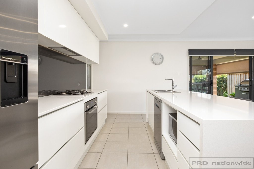 5 Songlark Place ABERGLASSLYN 13