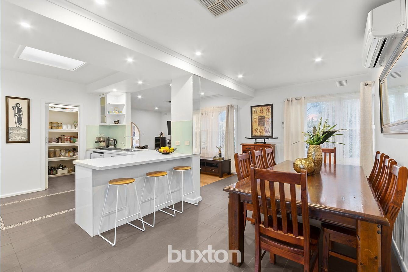 Gallery: 5 South Court