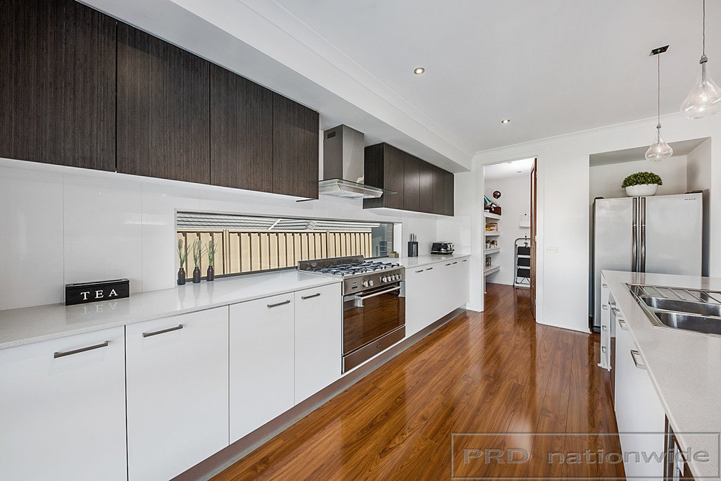 5 Southwell Avenue RAWORTH 2