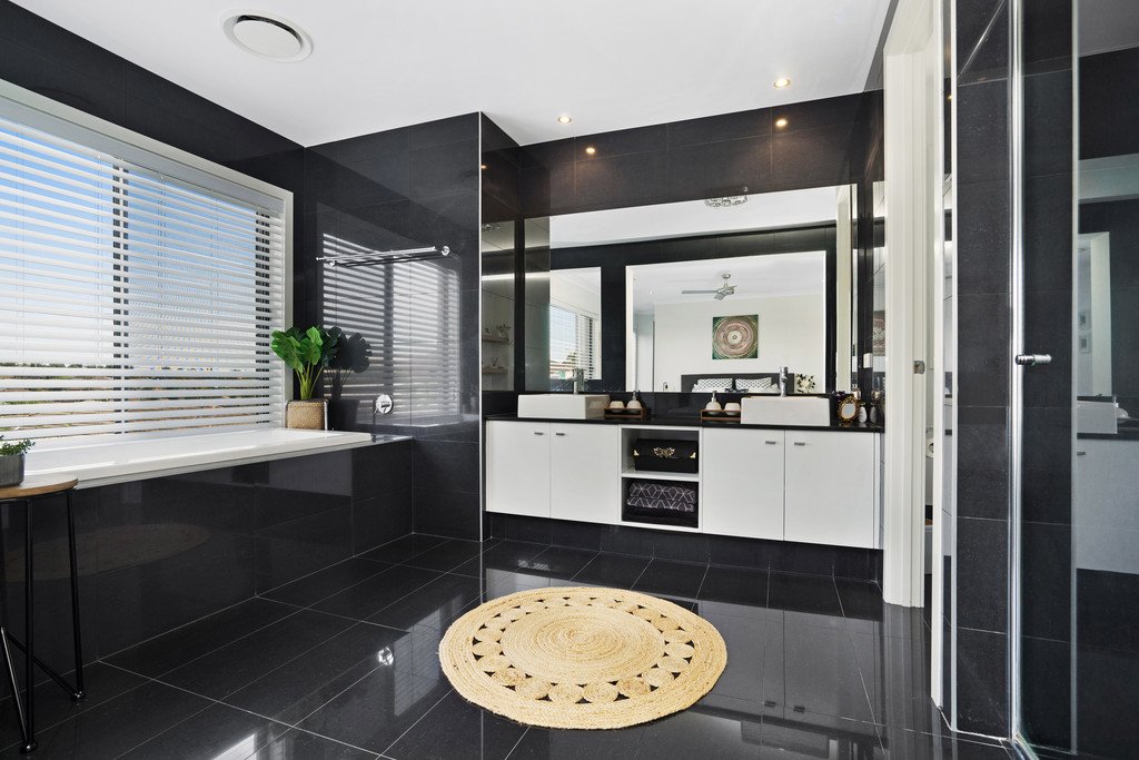 5 Southwell Avenue RAWORTH 12