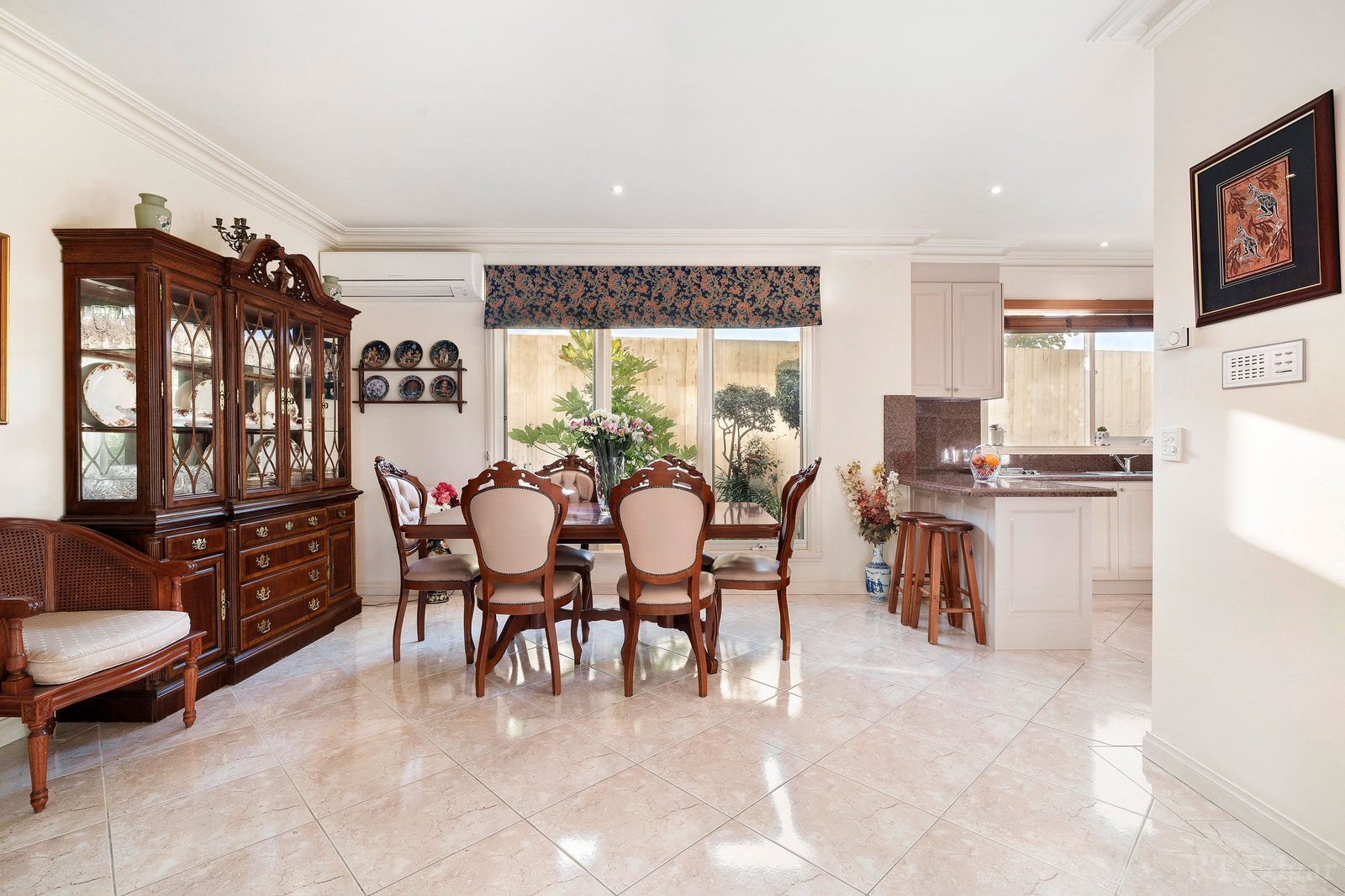 Real Estate and Property in 5 Sovereign Court, Templestowe, VIC