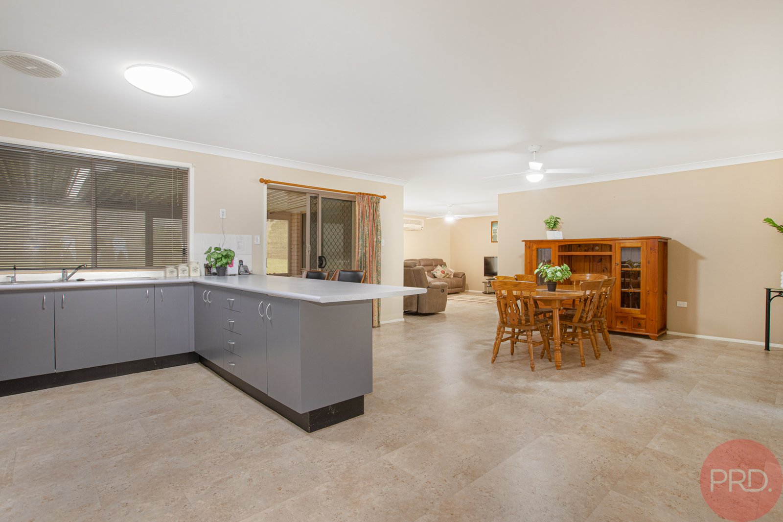 5 Stanley Close BOLWARRA HEIGHTS 2