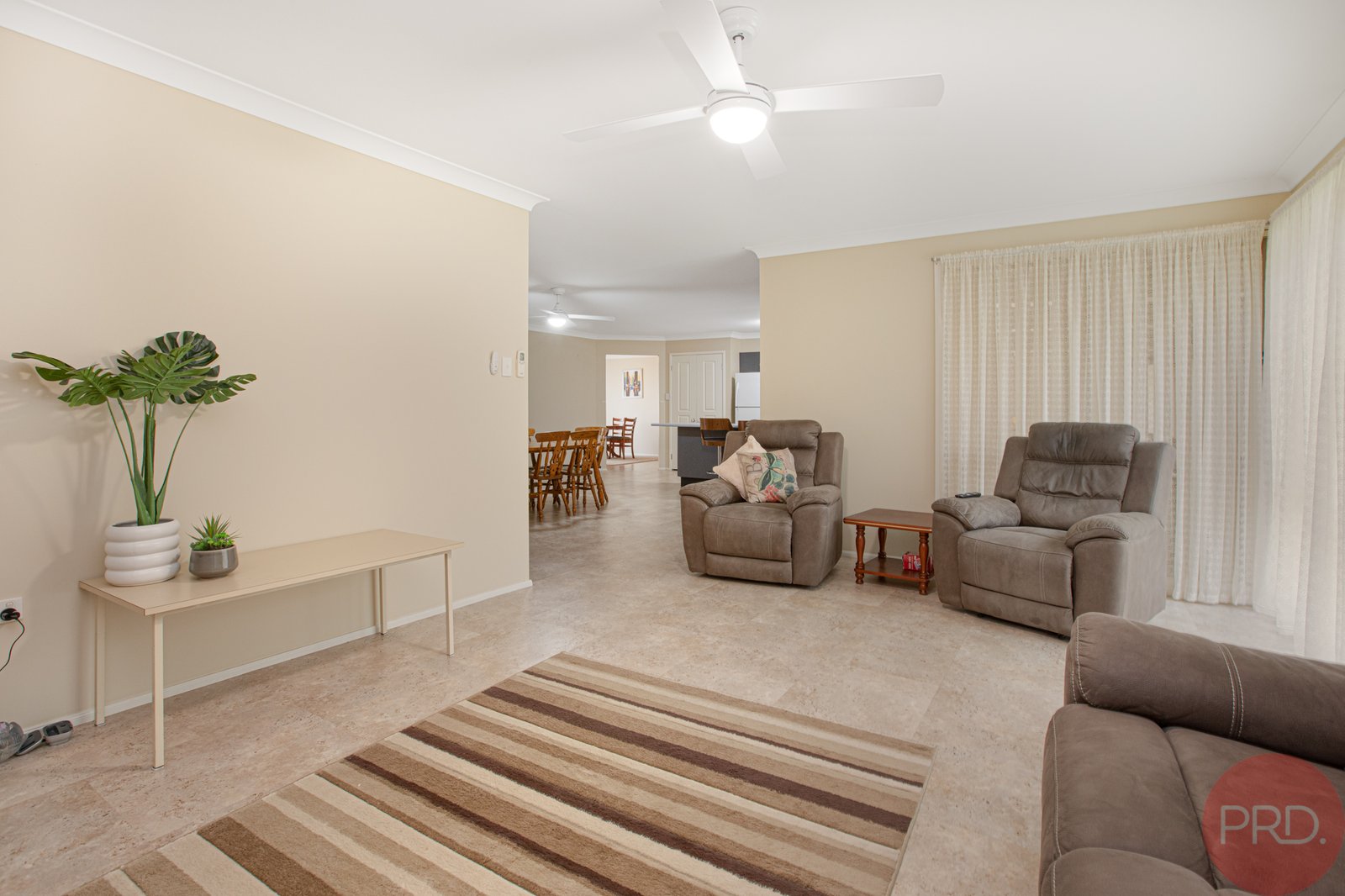 5 Stanley Close BOLWARRA HEIGHTS 3