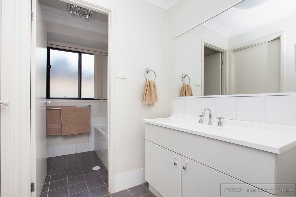 5 Stanton Drive RAWORTH 11