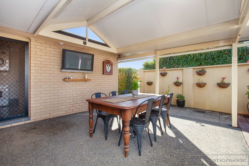 5 Stanton Drive RAWORTH 14