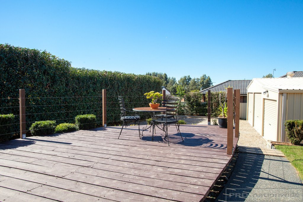 5 Stanton Drive RAWORTH 16