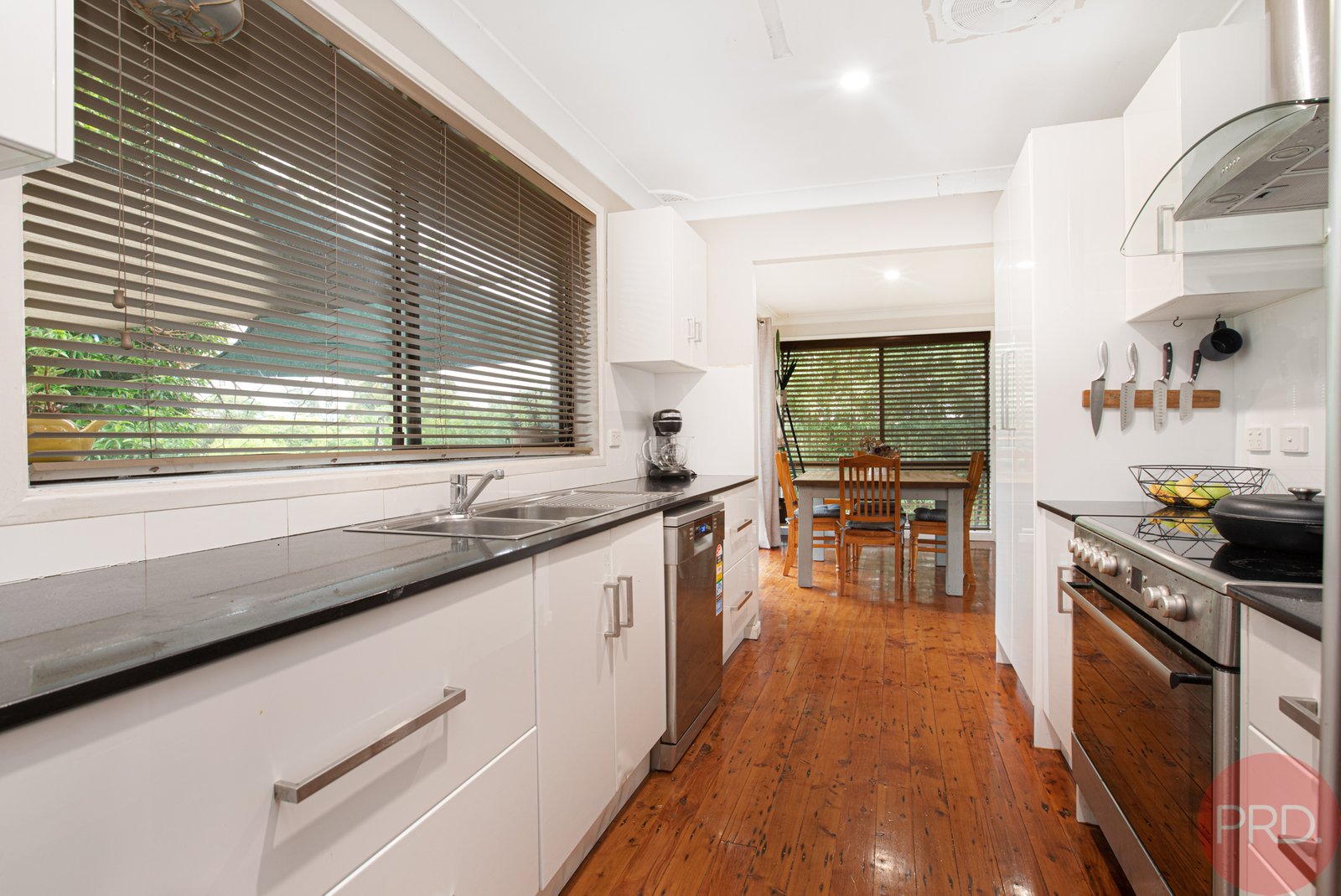 5 Station Lane LOCHINVAR 6