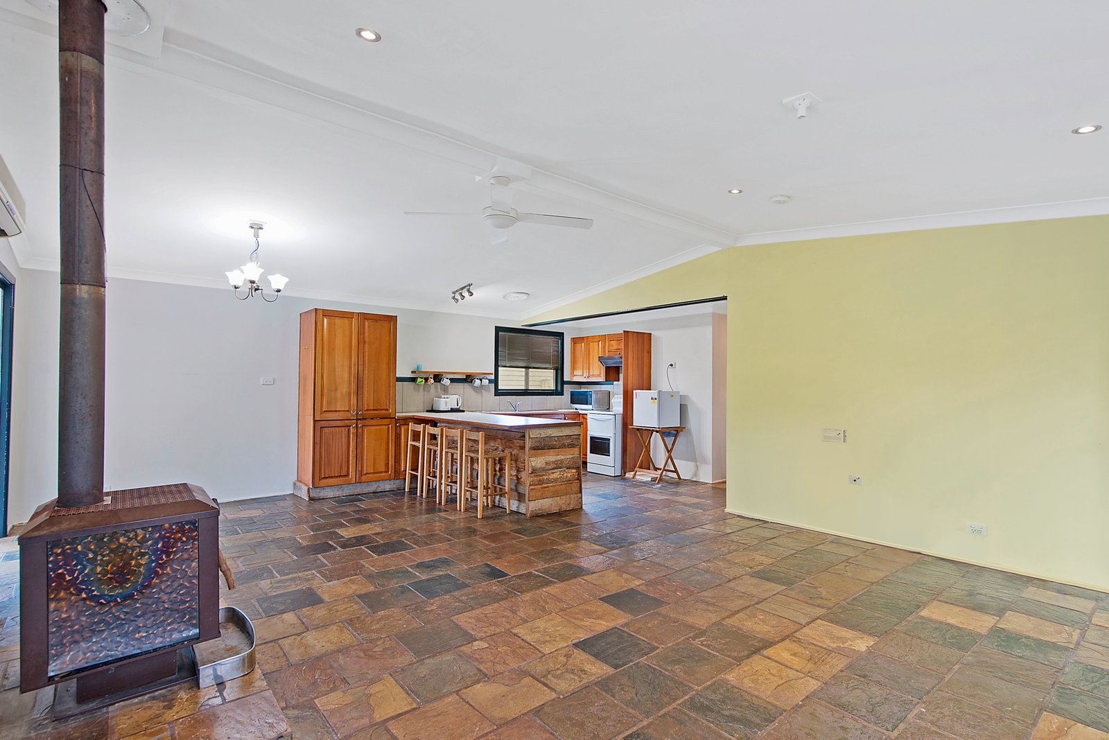 5 Station Street JOHNS RIVER 3