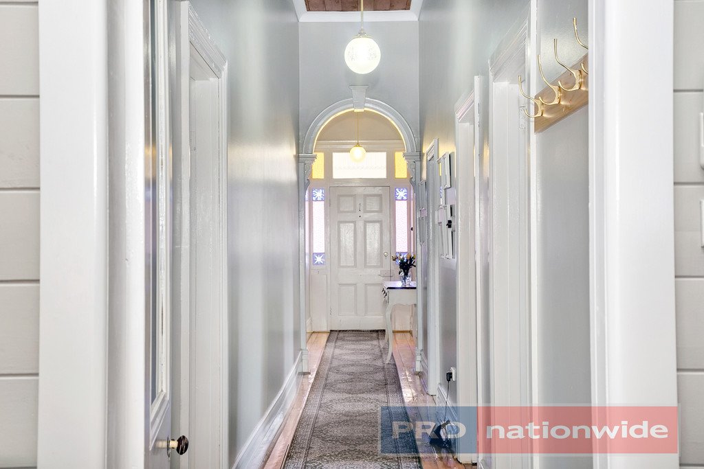5 Station Street SCARSDALE 2