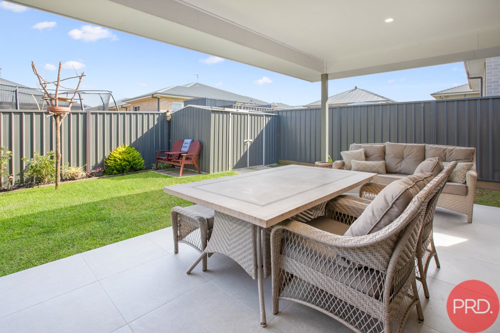 5 Stayard Drive LARGS 12