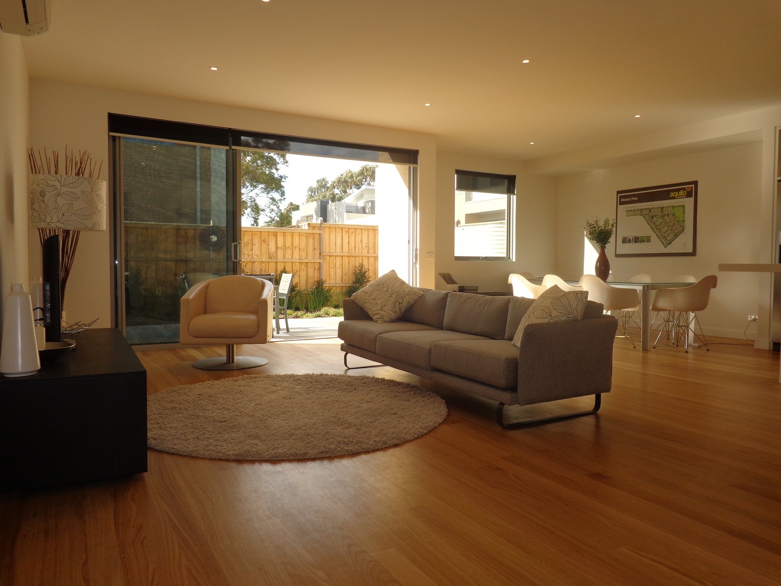 Gallery: 5 Streeton Drive