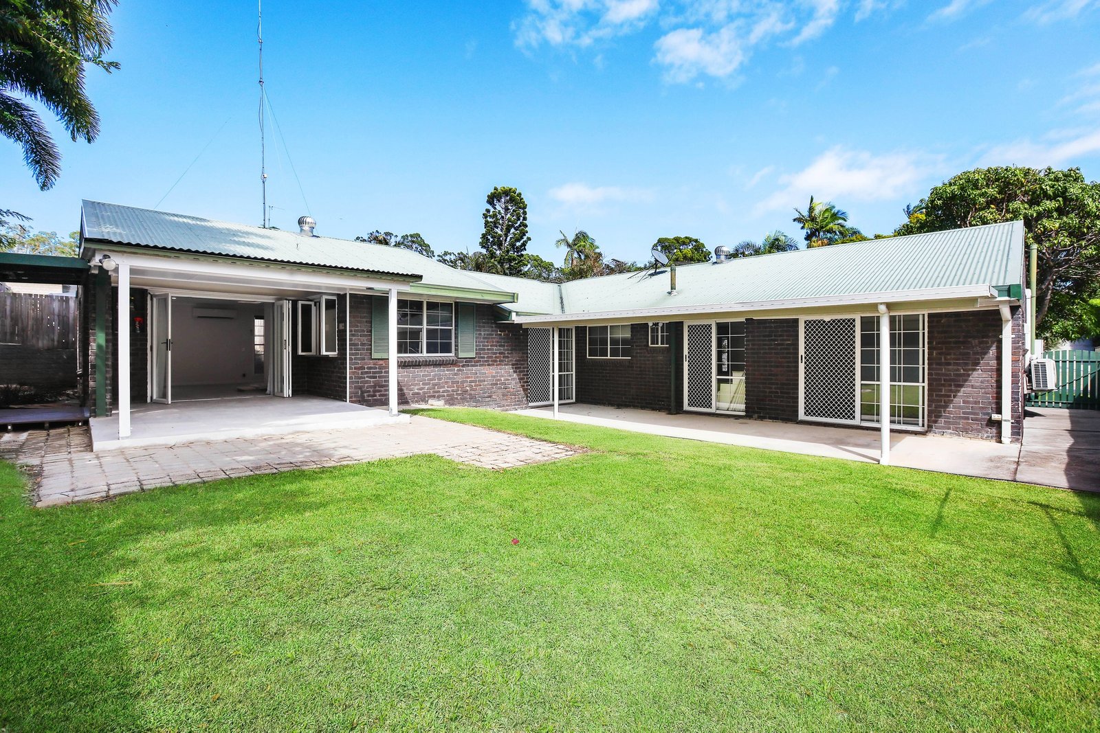 5 Sun Valley Drive ASHMORE 13