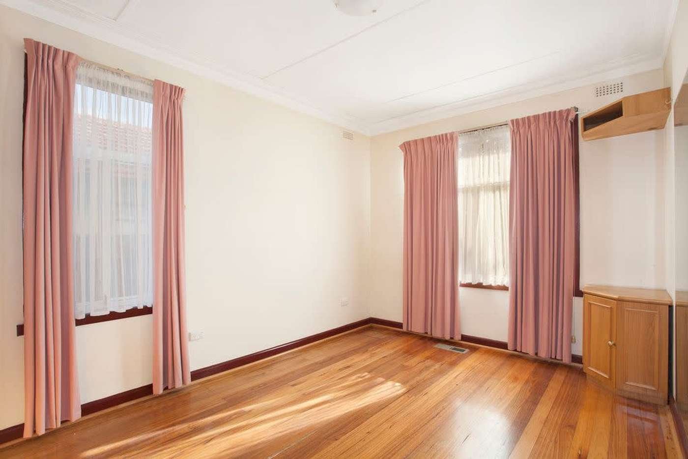 Gallery: 5 Sunderland Avenue