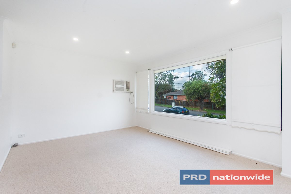 5 Sunset Avenue SOUTH PENRITH 4