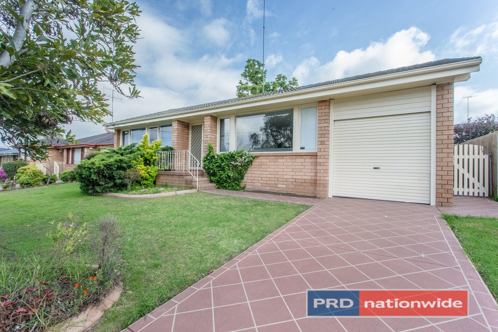 5 Sunset Avenue SOUTH PENRITH 18