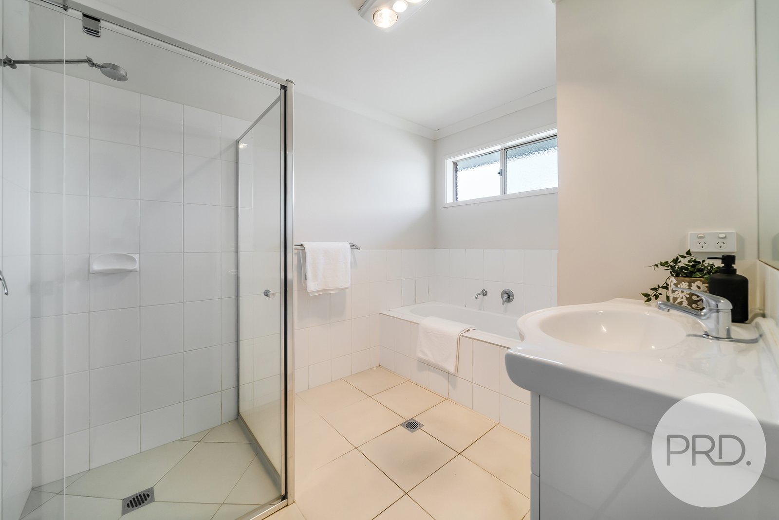 5 Sunvale Crescent ESTELLA 8