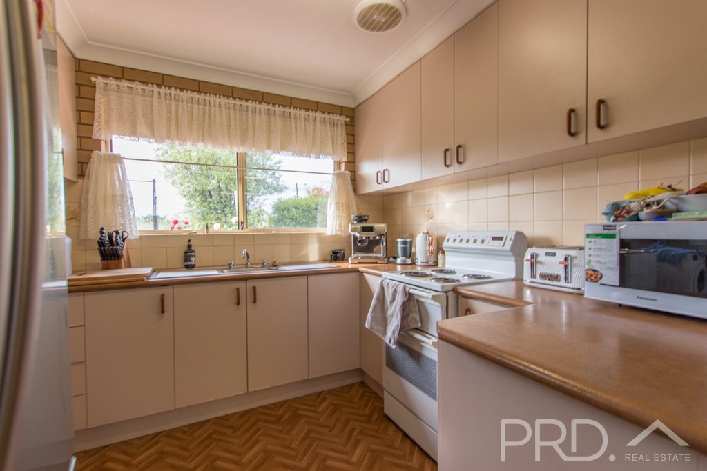 5 Sydney Street TUMUT 4