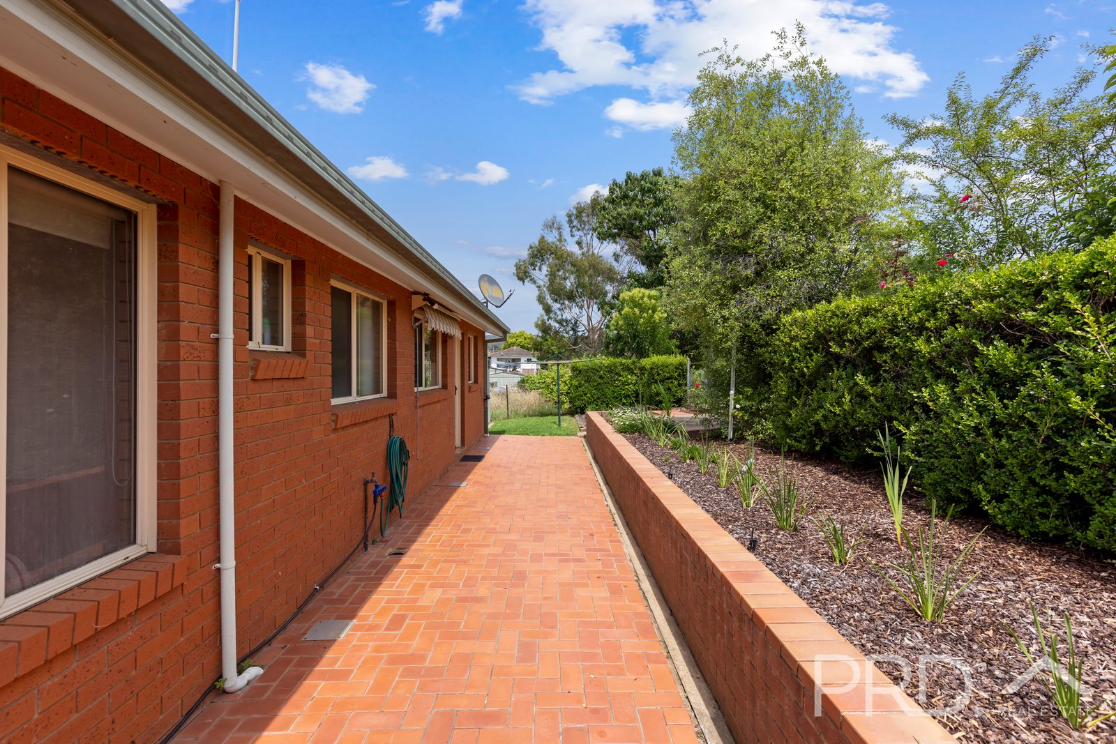 5 Sydney Street TUMUT 10