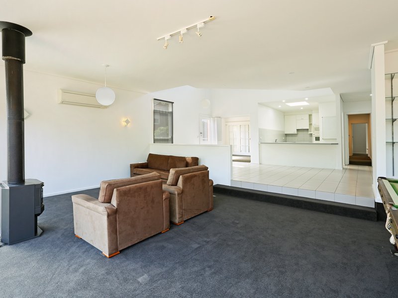 Gallery: 5 Sylvan Court