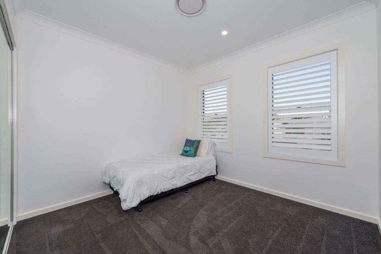 5 Tacking Street CORLETTE 24