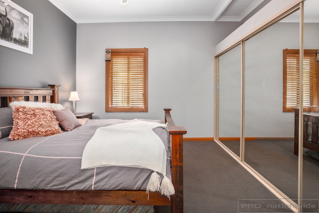 5 Taree Avenue TELARAH 7