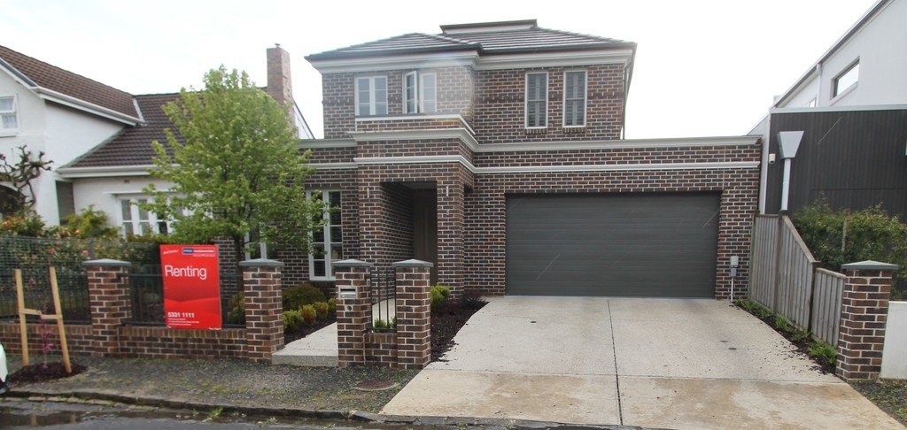 5 Tennis Street LAKE WENDOUREE 1