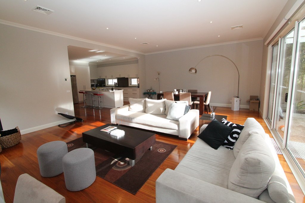 5 Tennis Street LAKE WENDOUREE 4