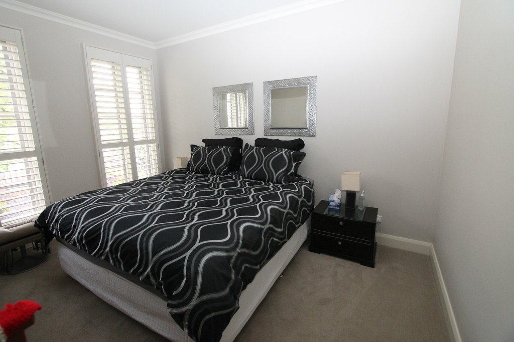 5 Tennis Street LAKE WENDOUREE 8