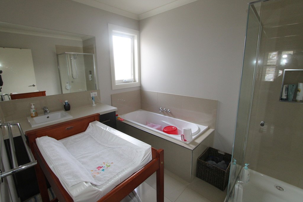 5 Tennis Street LAKE WENDOUREE 14