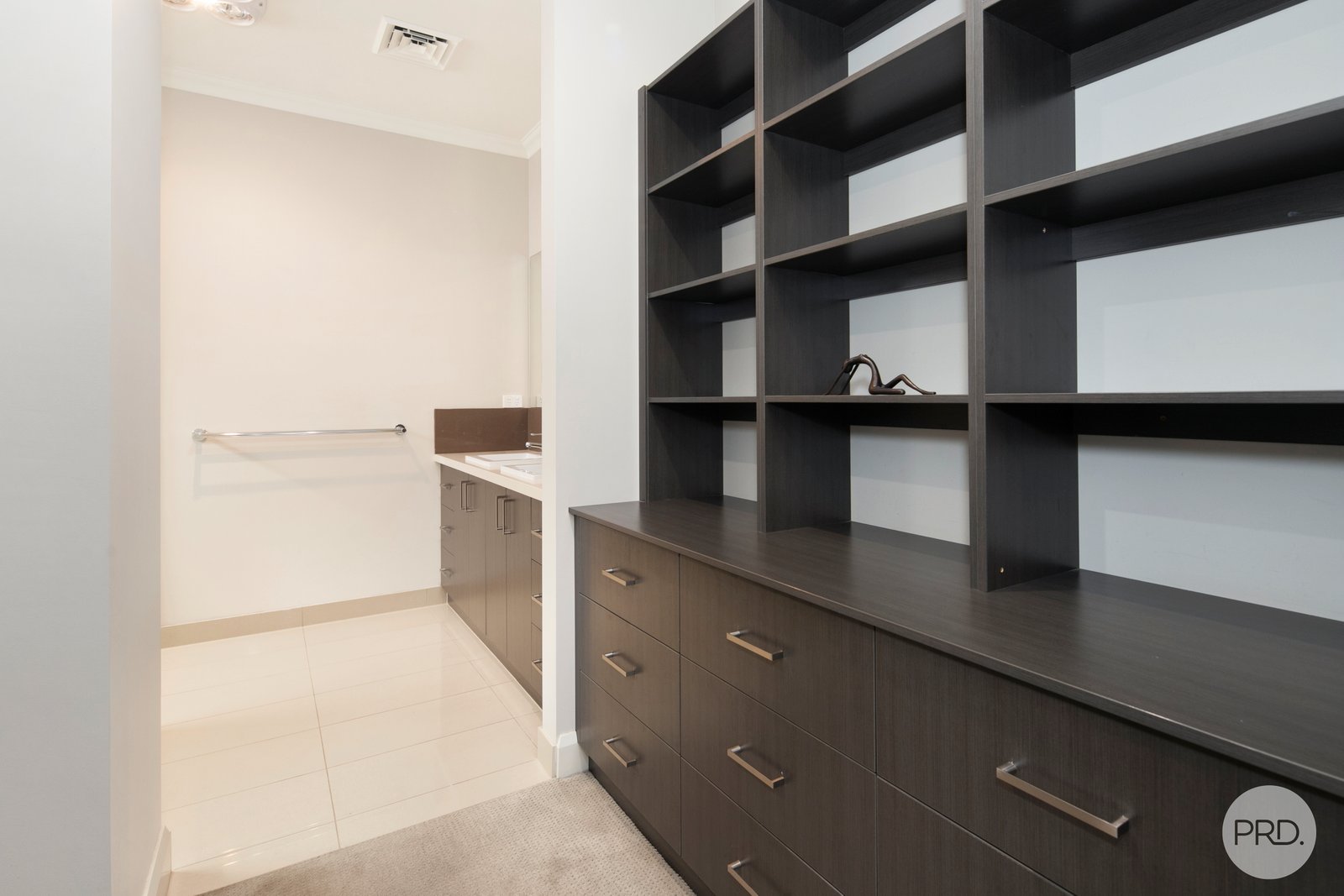 5 Tennis Street LAKE WENDOUREE 8