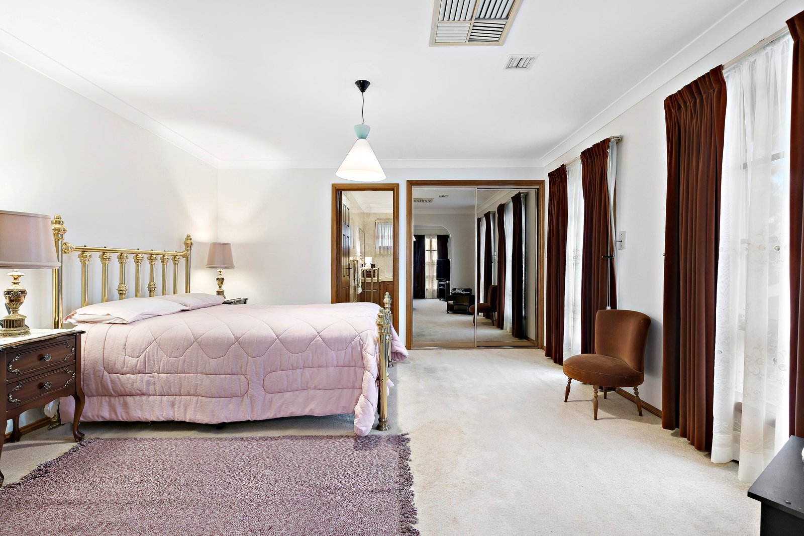 Real Estate and Property in 5 Terence Court, Doncaster, VIC