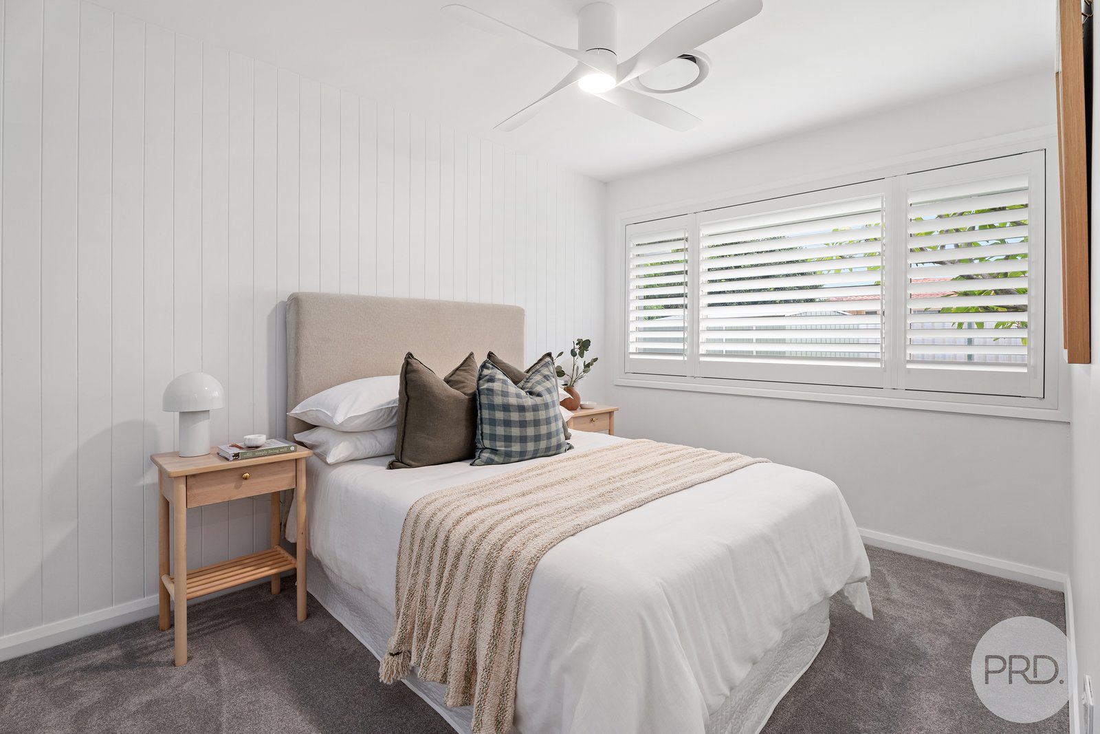 5 The Jetty  SALAMANDER BAY 16