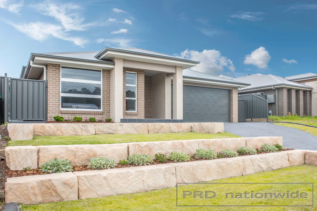 5 Thorncliffe Avenue THORNTON 1