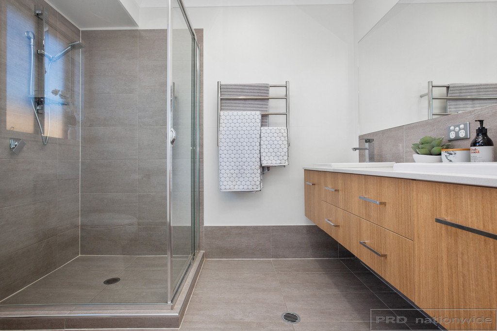 5 Tigertail Street CHISHOLM 19