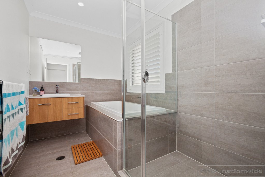 5 Tigertail Street CHISHOLM 21