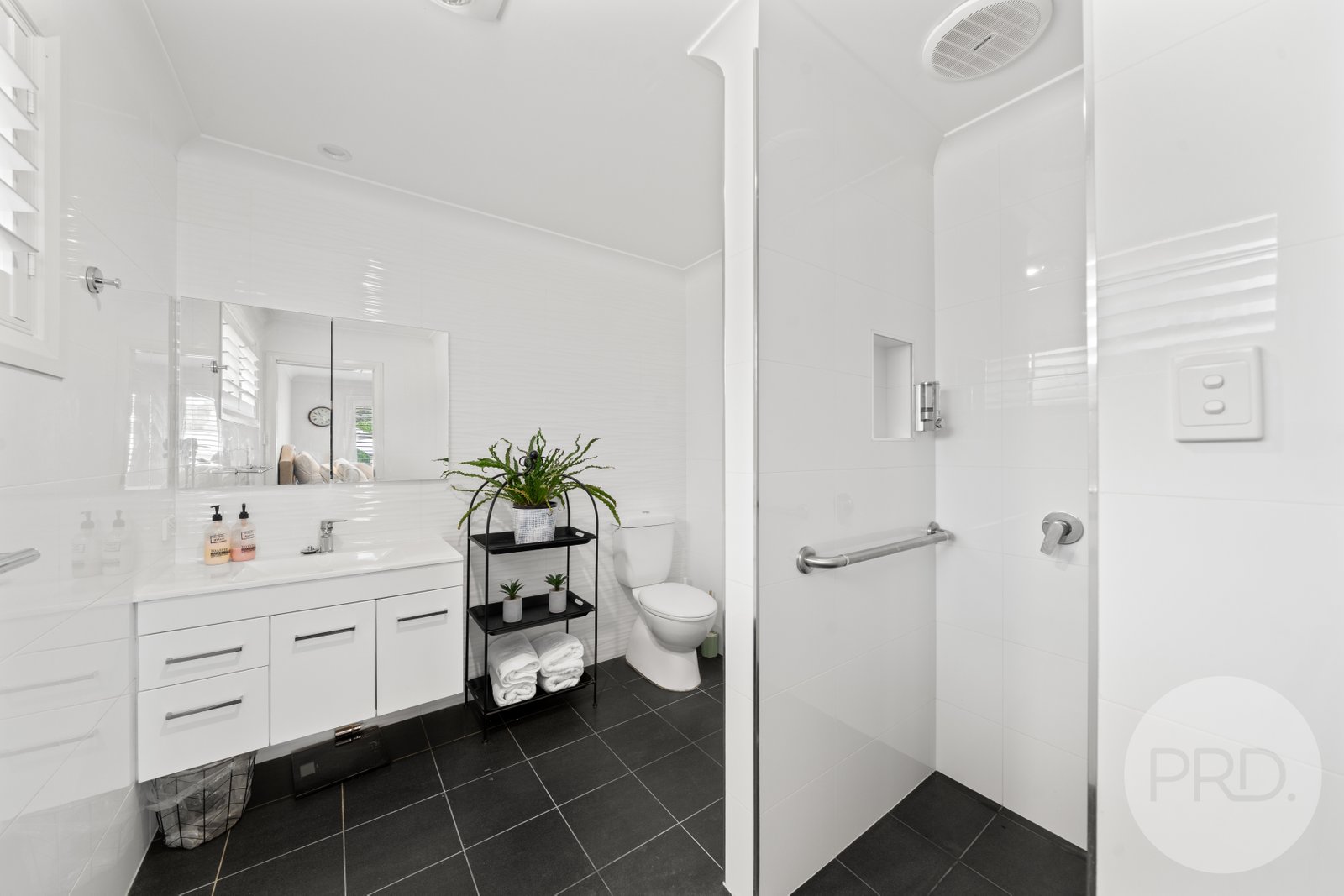 5 Tingwell Place LLOYD 3