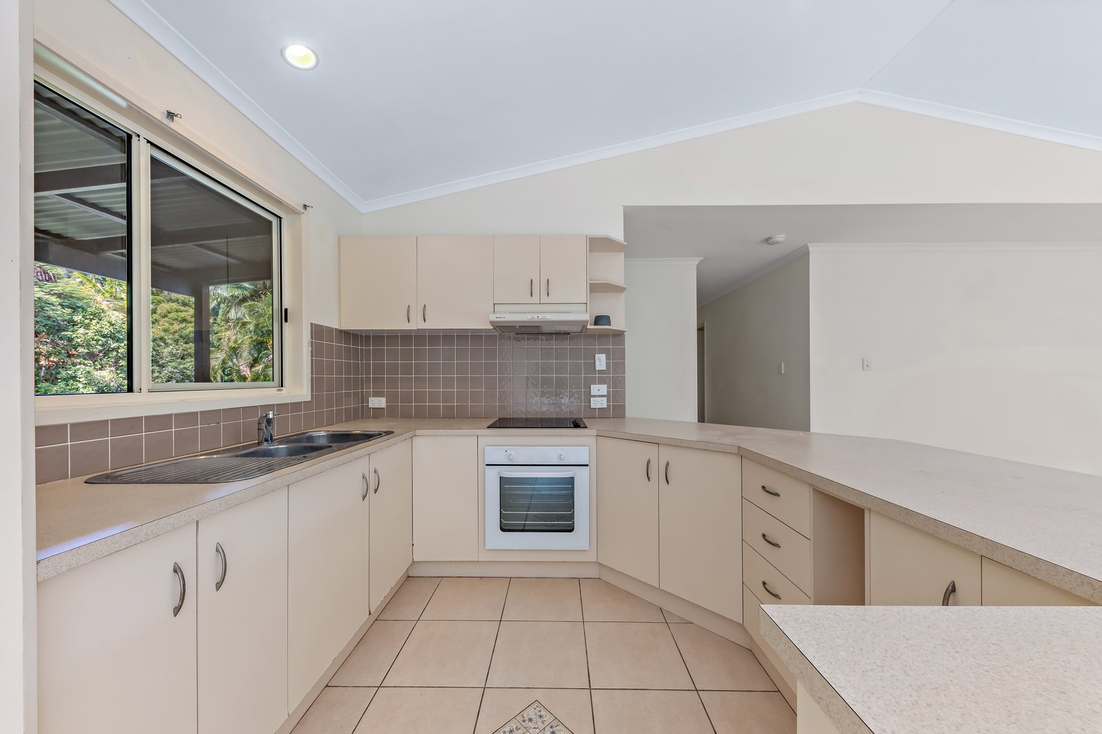 5 Totem Trail MANDALAY 5
